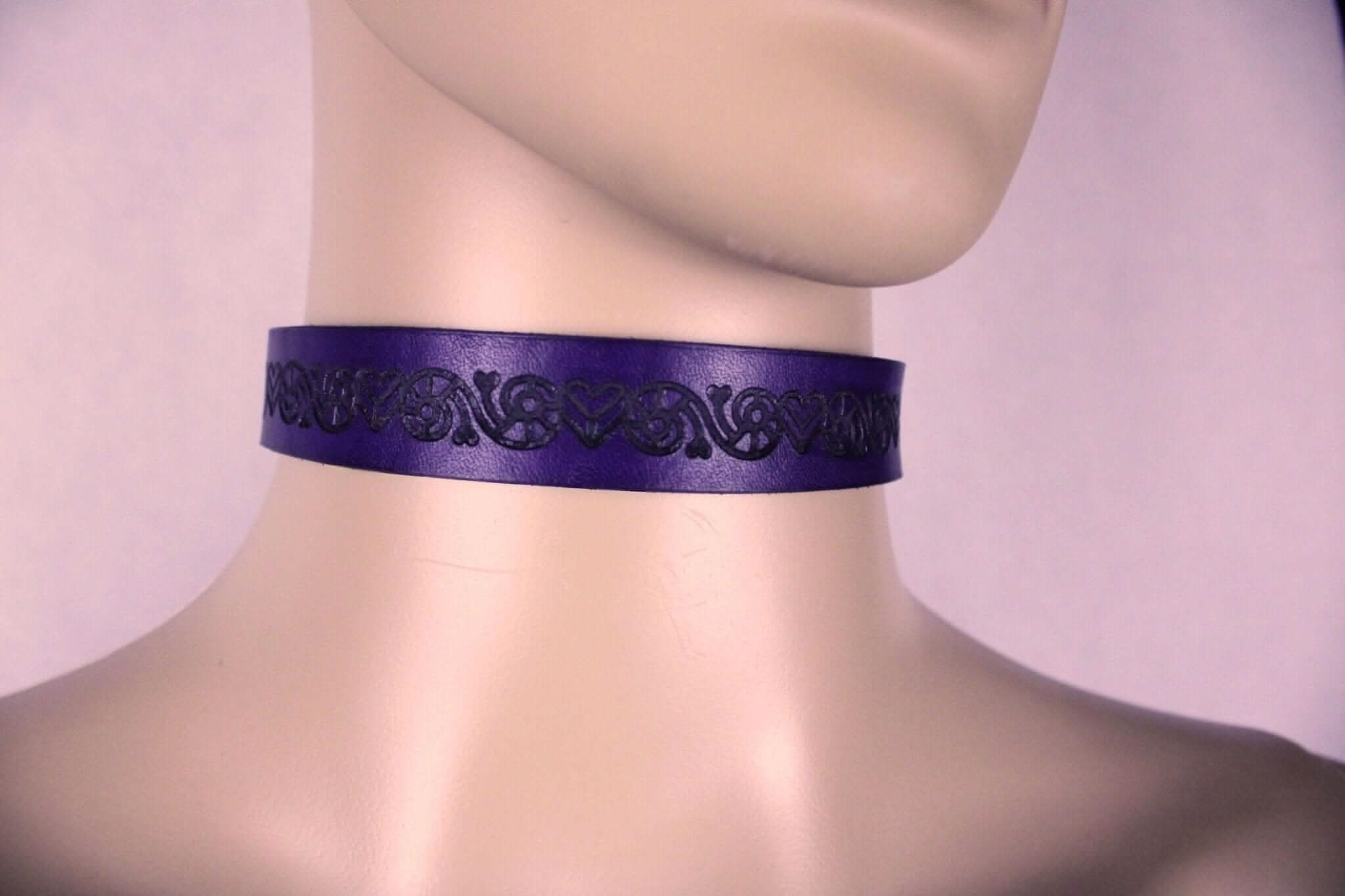 Day Collar Purple Leather Submissive Collar  Discreet BDSM Choker